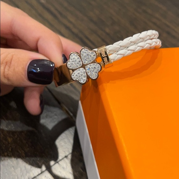 Folli Follie Clover Bracelet - Picture 6 of 7